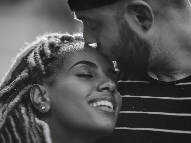 Quais são as 5 linguagens do amor e como identificar a sua?